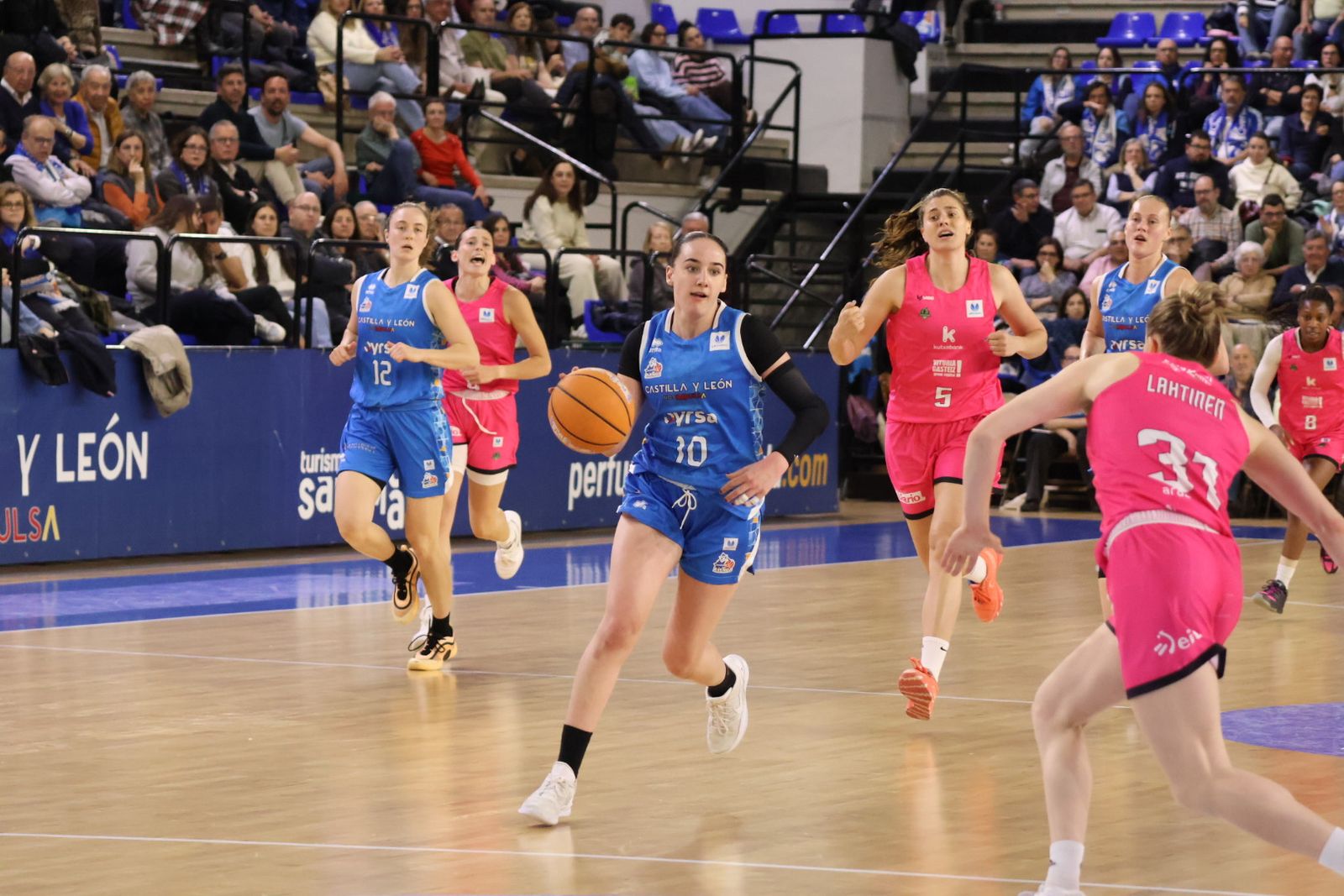 Perfumerías Avenida - Araski