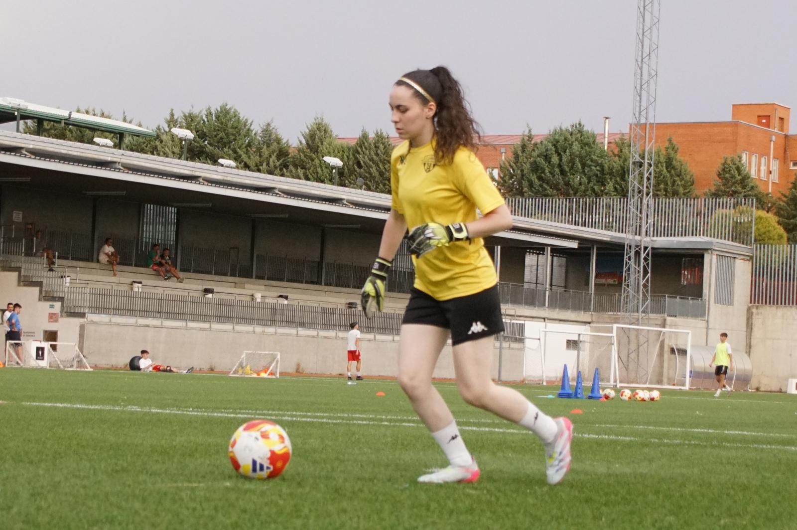 El Salamanca Fútbol Femenino. Primer entrenamiento de la pretemporada.