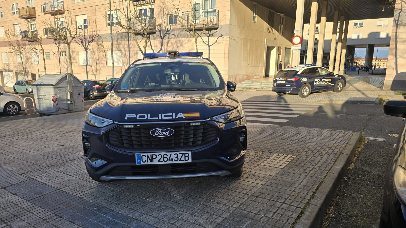 Policía Nacional en la calle Félix de Montemar