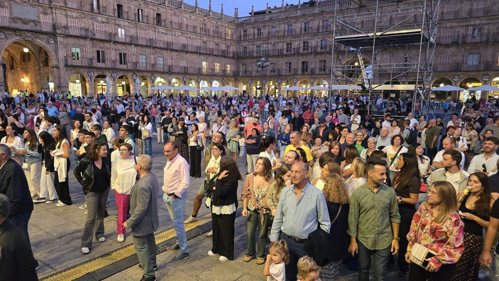 Concierto de Benbow en la Plaza Mayor