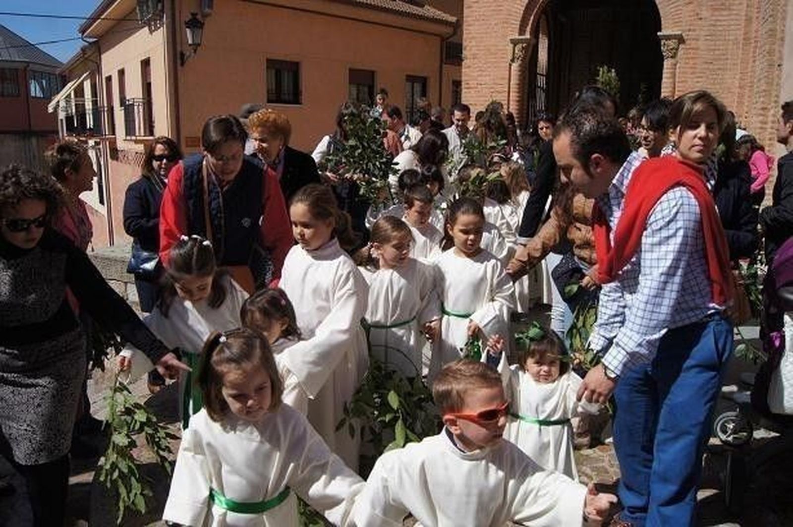Concurrido domingo de Ramos en la Villa