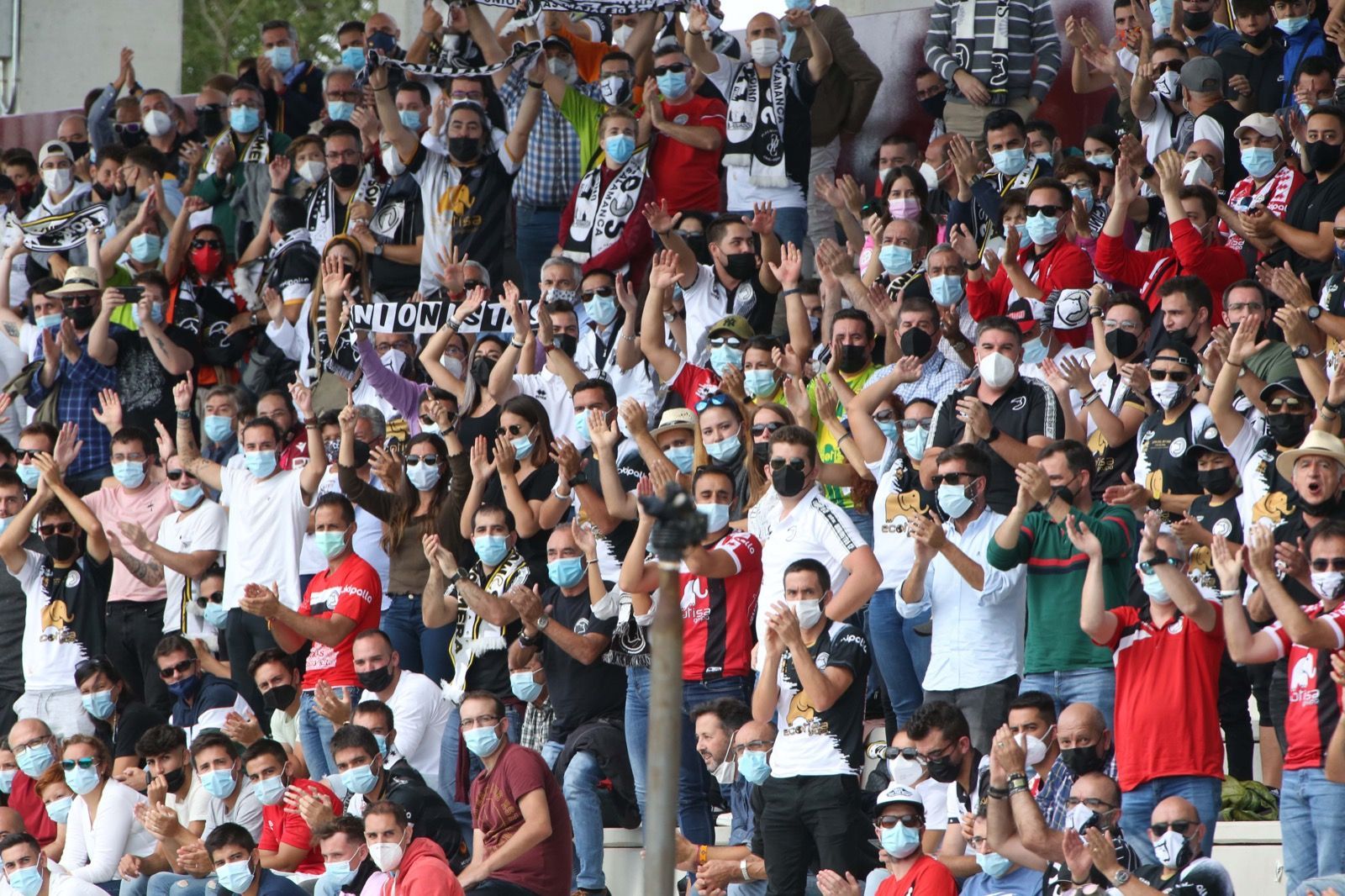 Afición de Unionistas en el partido contra el Deportivo de la Coruña | Foto: S24H Afición de Unionistas en el partido contra el Deportivo de la Coruña | Foto: S24H