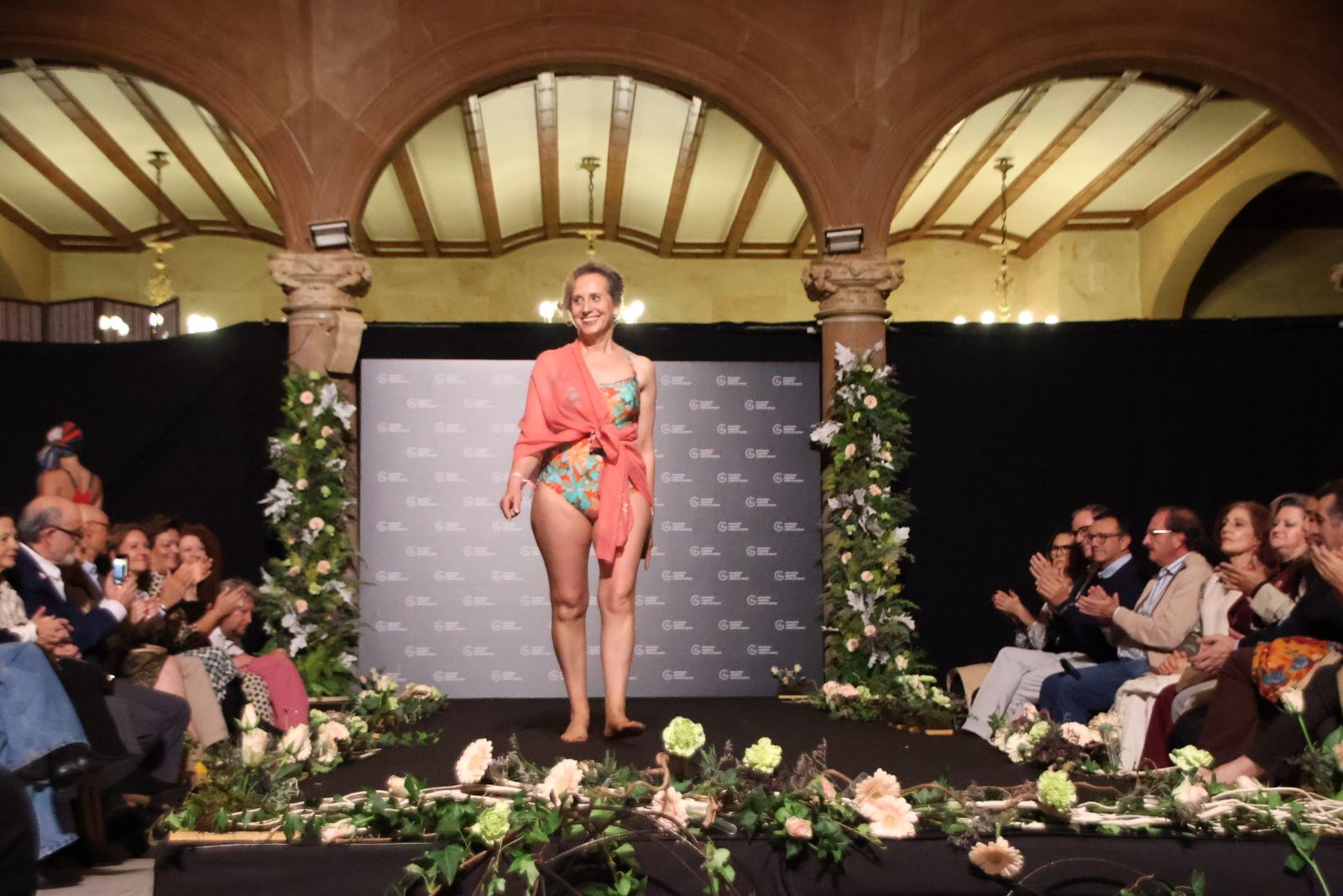 La Asociación Española contra el Cáncer en Salamanca organiza "Desfilamos contra el cáncer"