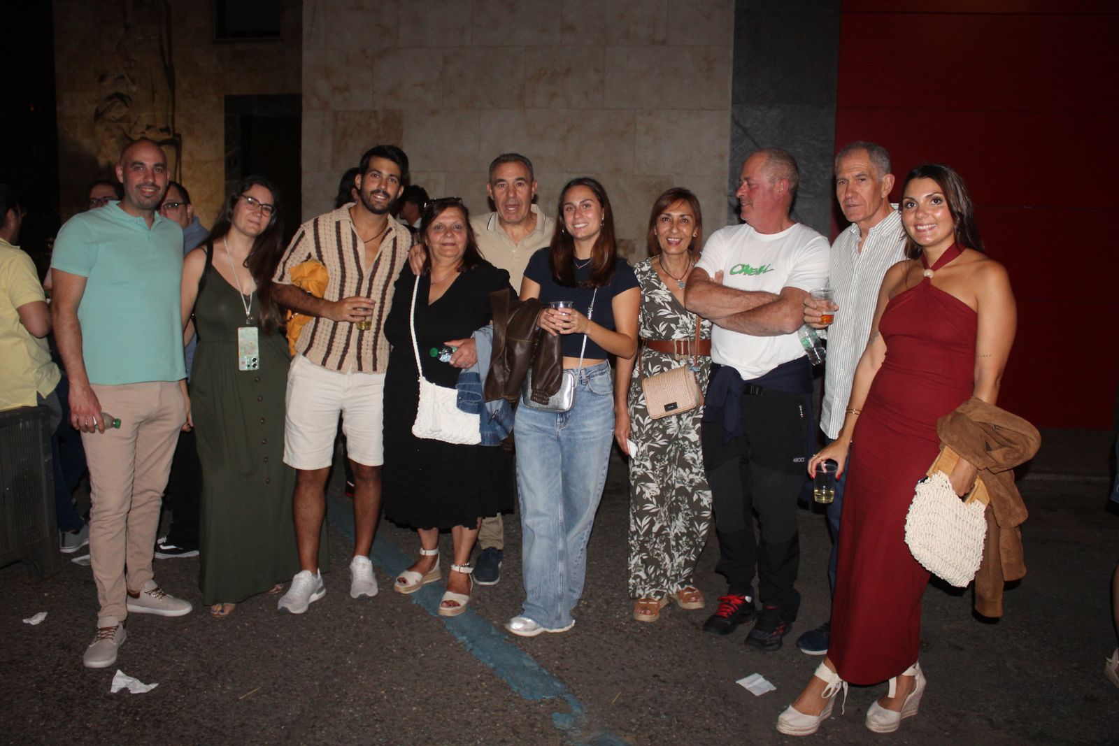La Feria de Día se llena en la tarde-noche de este viernes, punto de partida del fin de semana