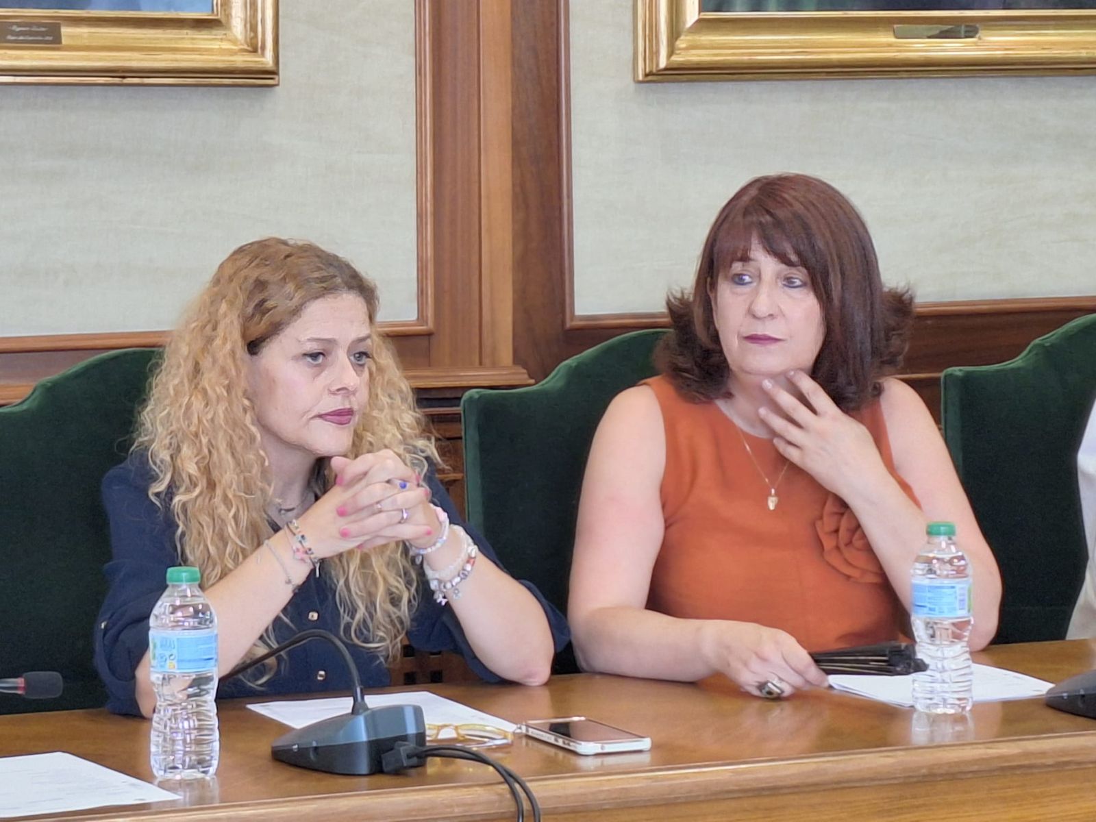 Araceli Dorado y Olga García, concejalas no adscritas de Béjar.