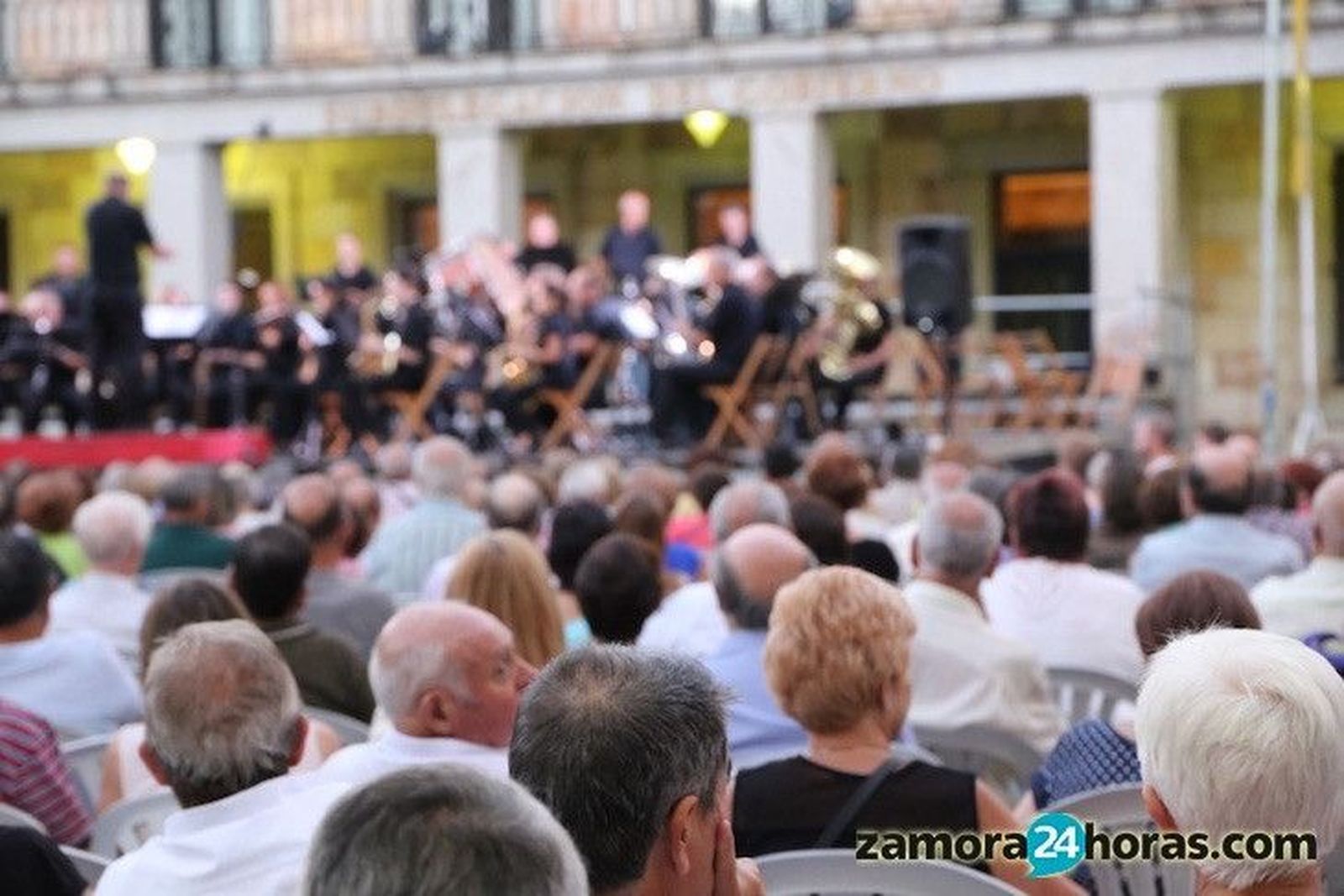 Un zamorano necesitaría ahorrar todos sus ingresos 2,7 millones de años para ser el español más rico Un zamorano necesitaría ahorrar todos sus ingresos 2,7 millones de años para ser el español más rico