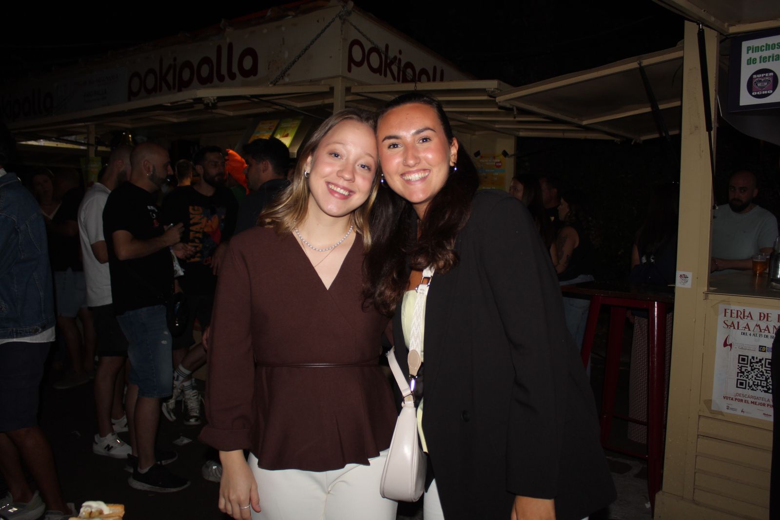 Ambiente en la Feria de Día en la tarde de este lunes