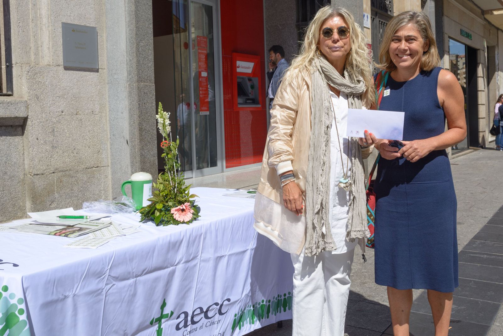 La Universidad de Salamanca colabora con la Asociación Española Contra el Cáncer
