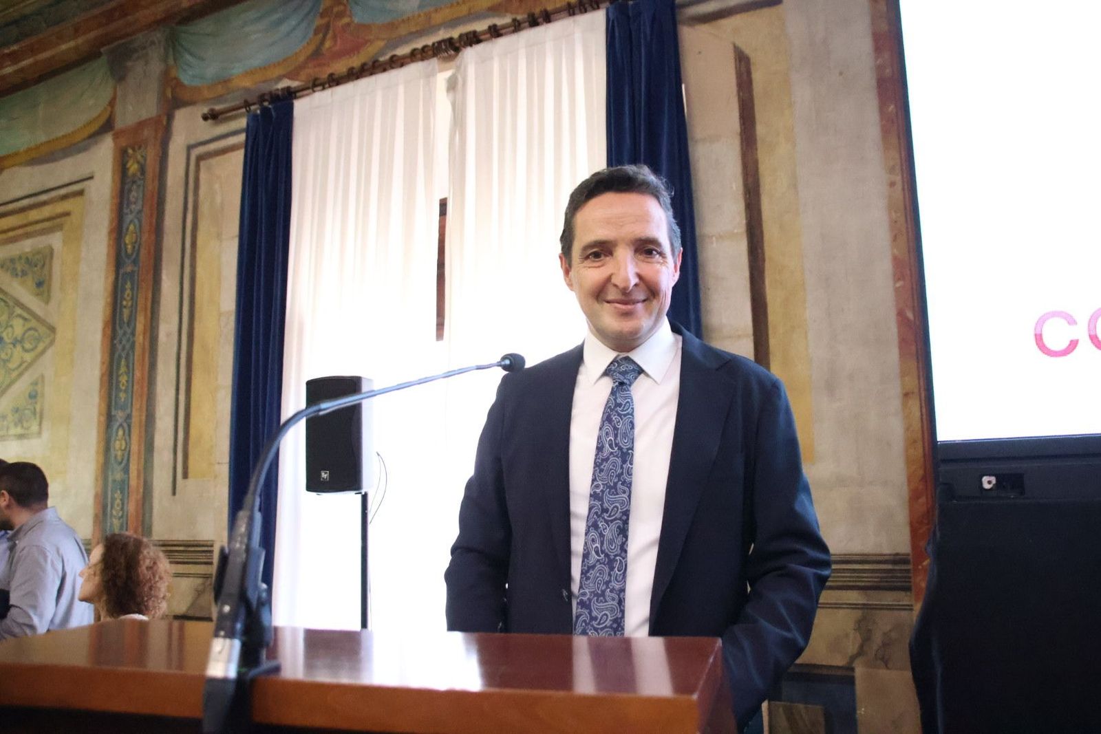 Juan Manuel Corchado presenta su candidatura a la comunidad universitaria