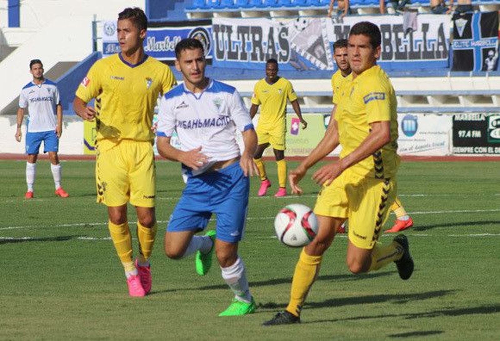 Ayub llega cedido a Guijuelo