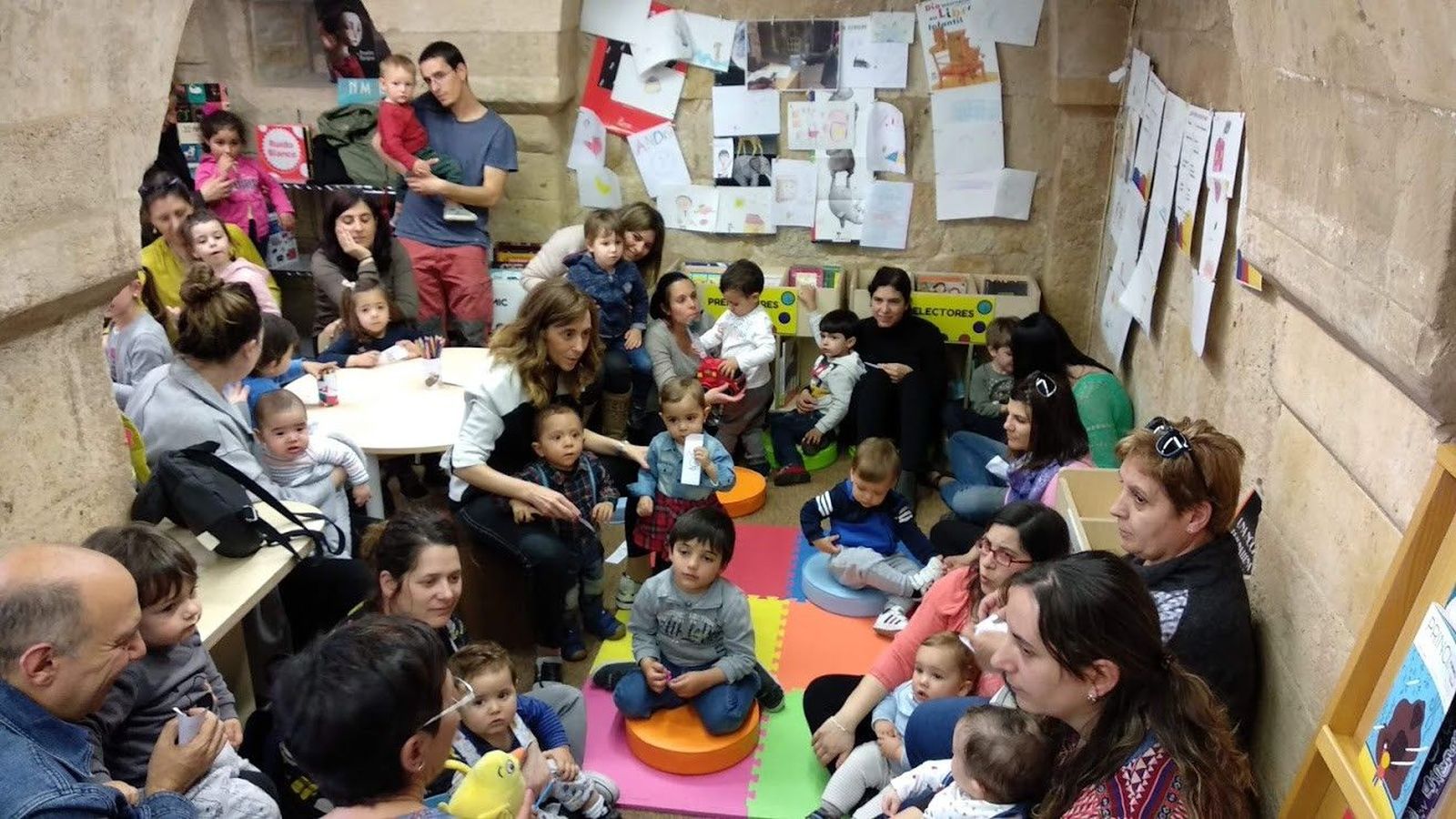 Actividades en el Rincón Infantil en la Casa de las Conchas