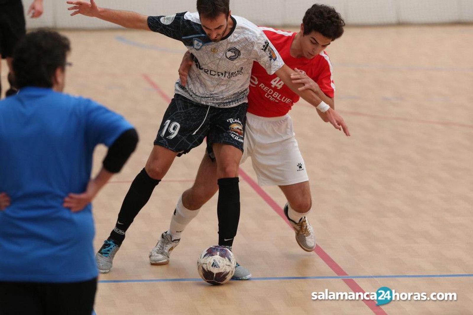 Beñat, en una acción ante Tierno Galván.