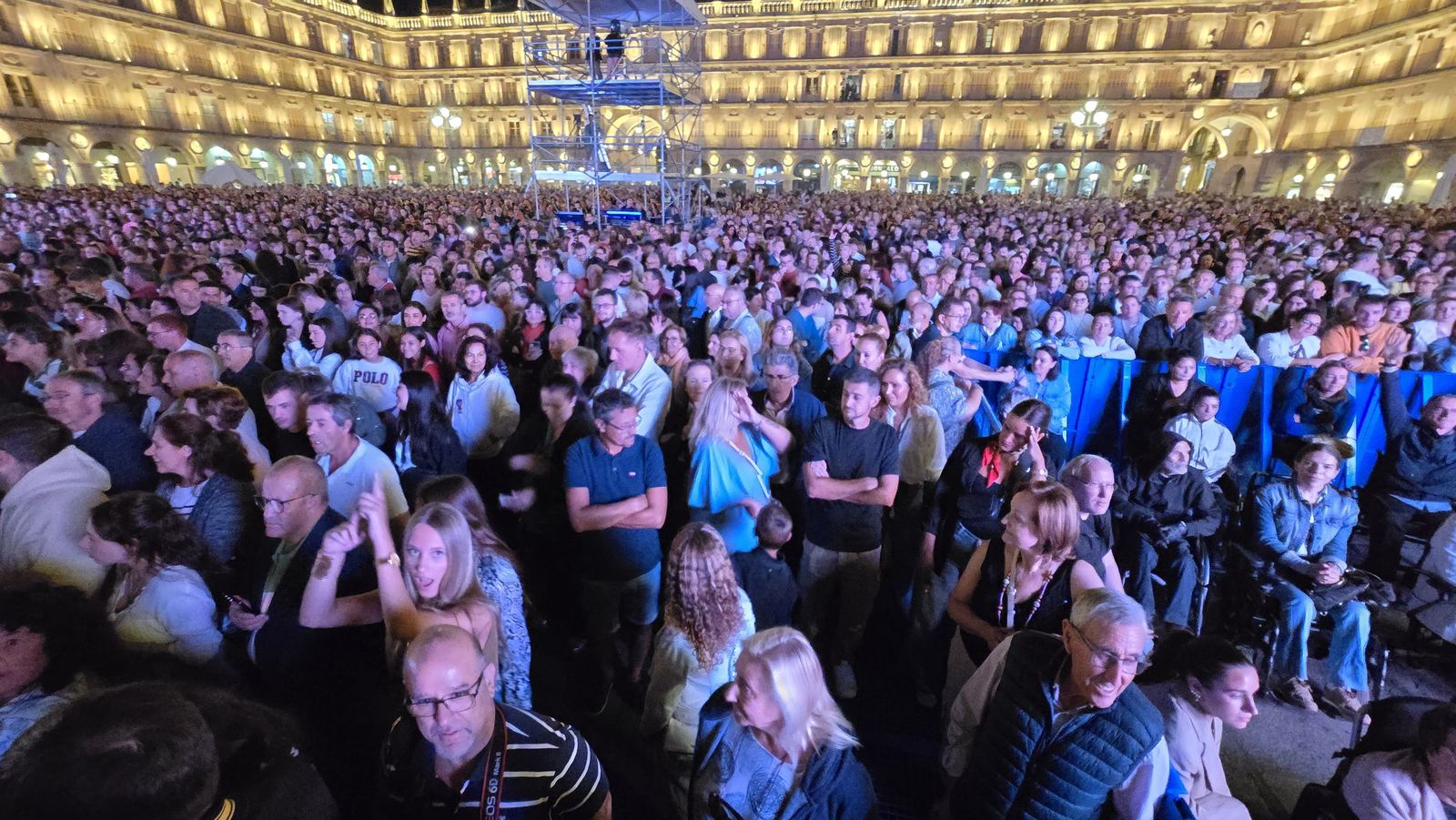 Concierto de Antonio José en la Plaza Mayor