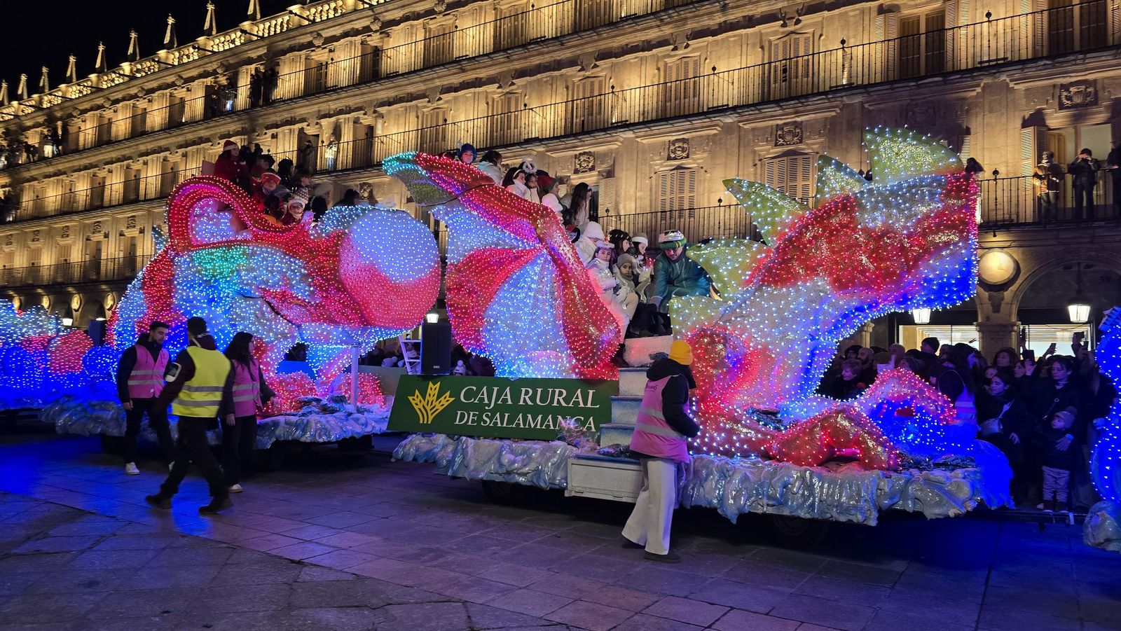 Los Reyes Magos recorren las calles de Salamanca en la Cabalgata 2026