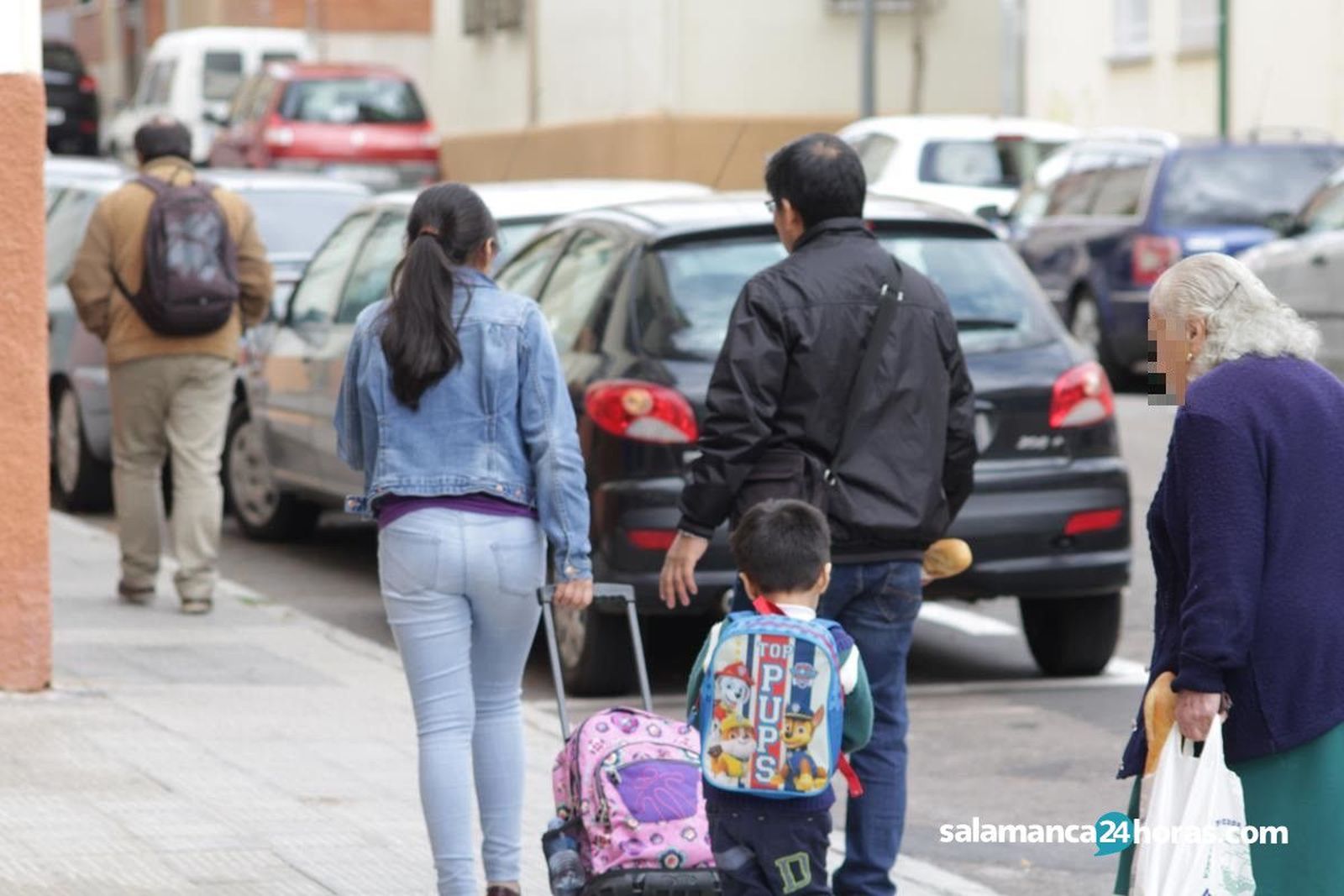 Alumnos alumnas escolares padres colegio emigrante s extranjeros (2)