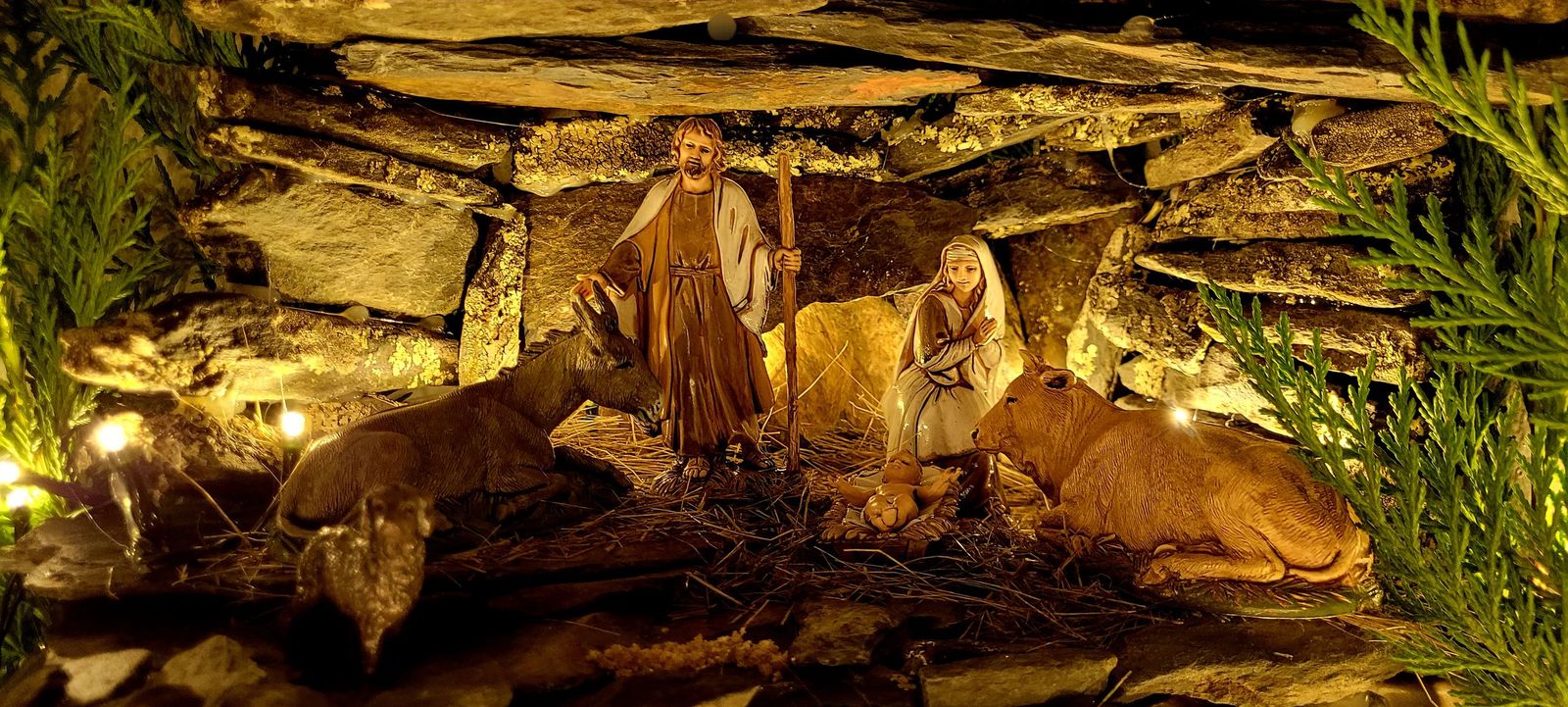 E.J.A.D. - Belén situado en una vivienda de Aldeatejada (3).jpg