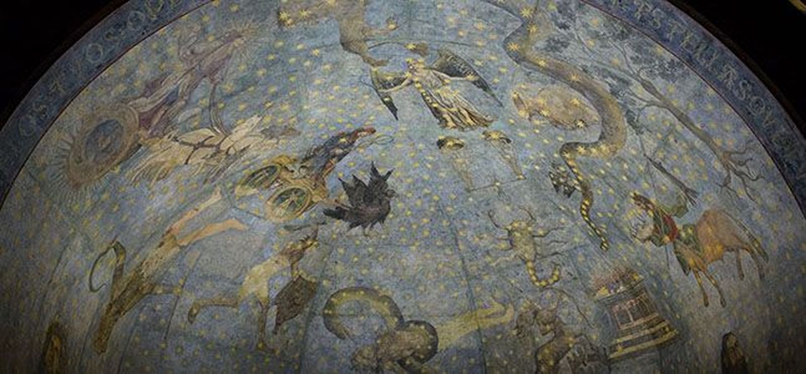 Mural del cielo salamanca. Fotos Comunicación USAL