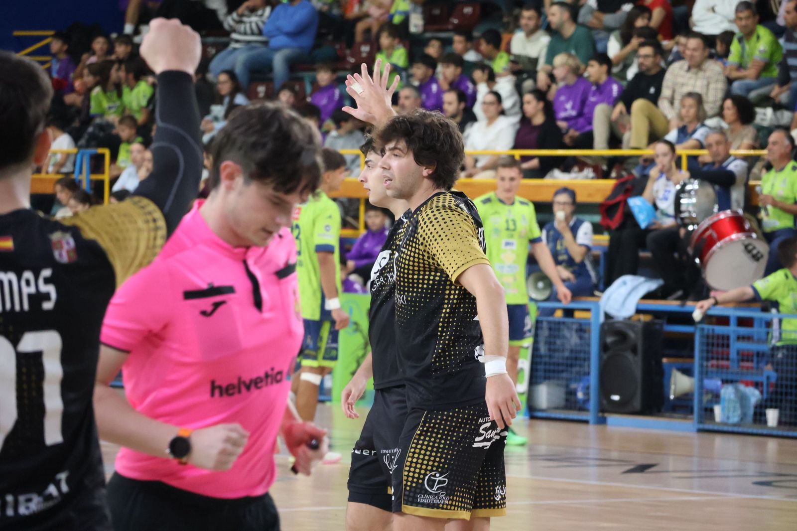 GALERÍA | El BM Zamora recibe en casa al Ciudad de Salamanca en un duelo muy ajustado