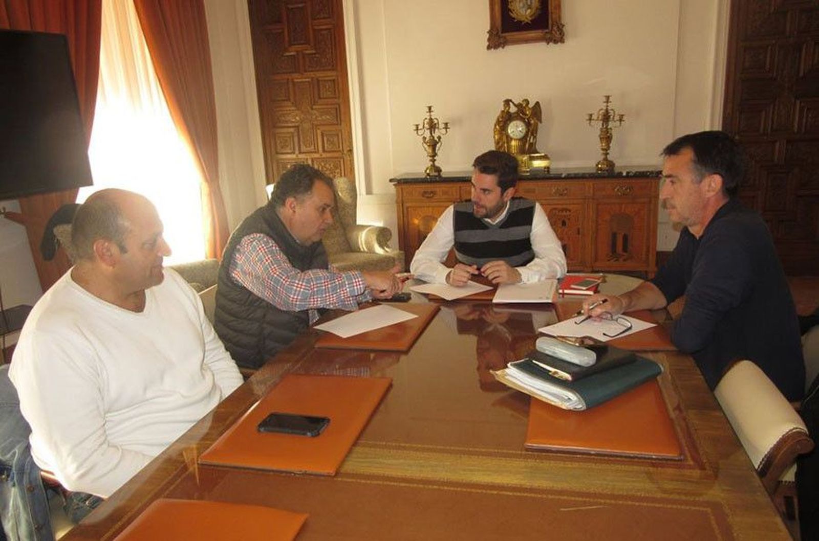 Ayto. Zamora. 20 10 18. Reunión Fagúndez y representantes trabajadores servicio autobuses