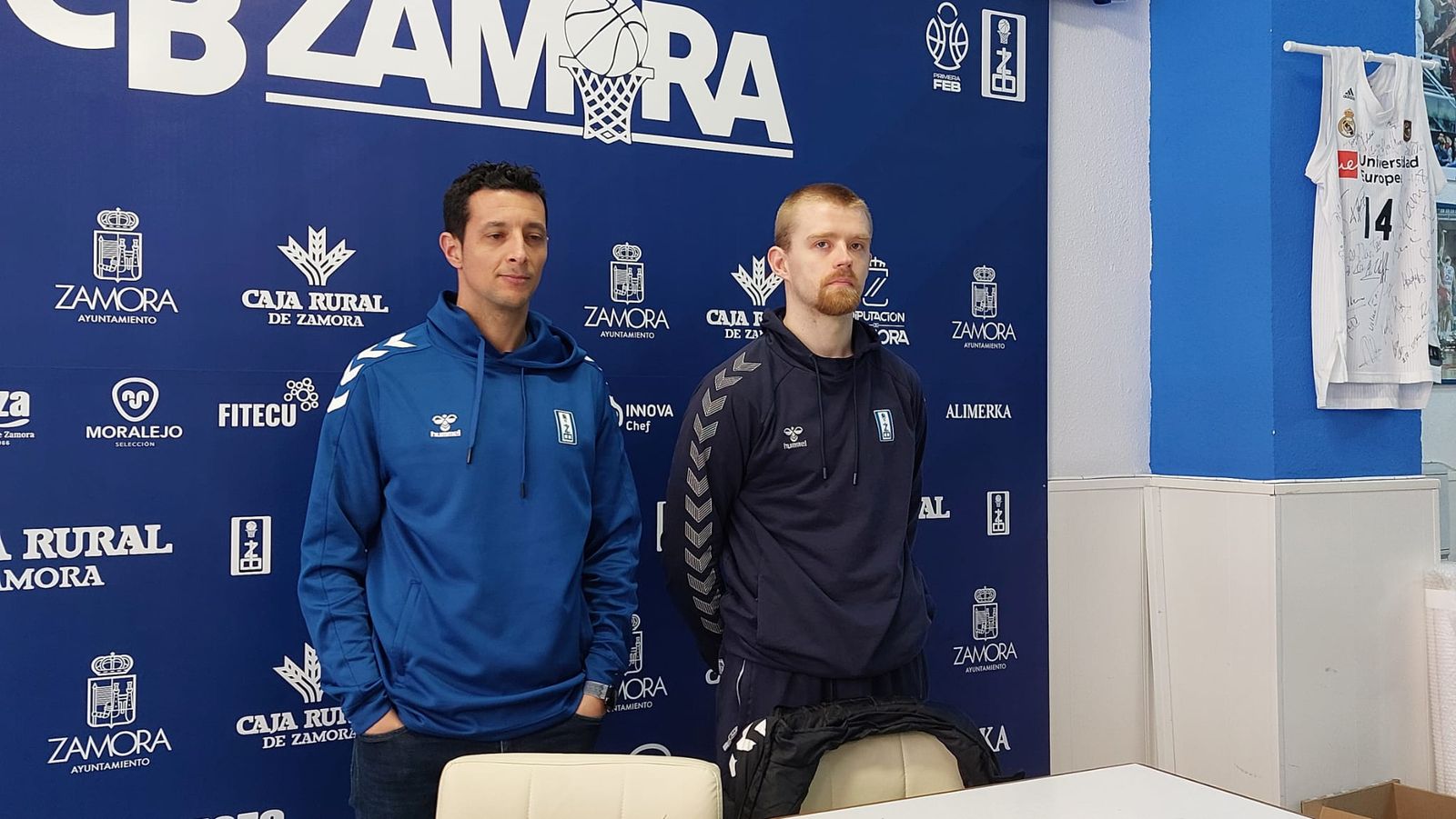 Saulo Hernández y Jacob Round, en rueda de prensa