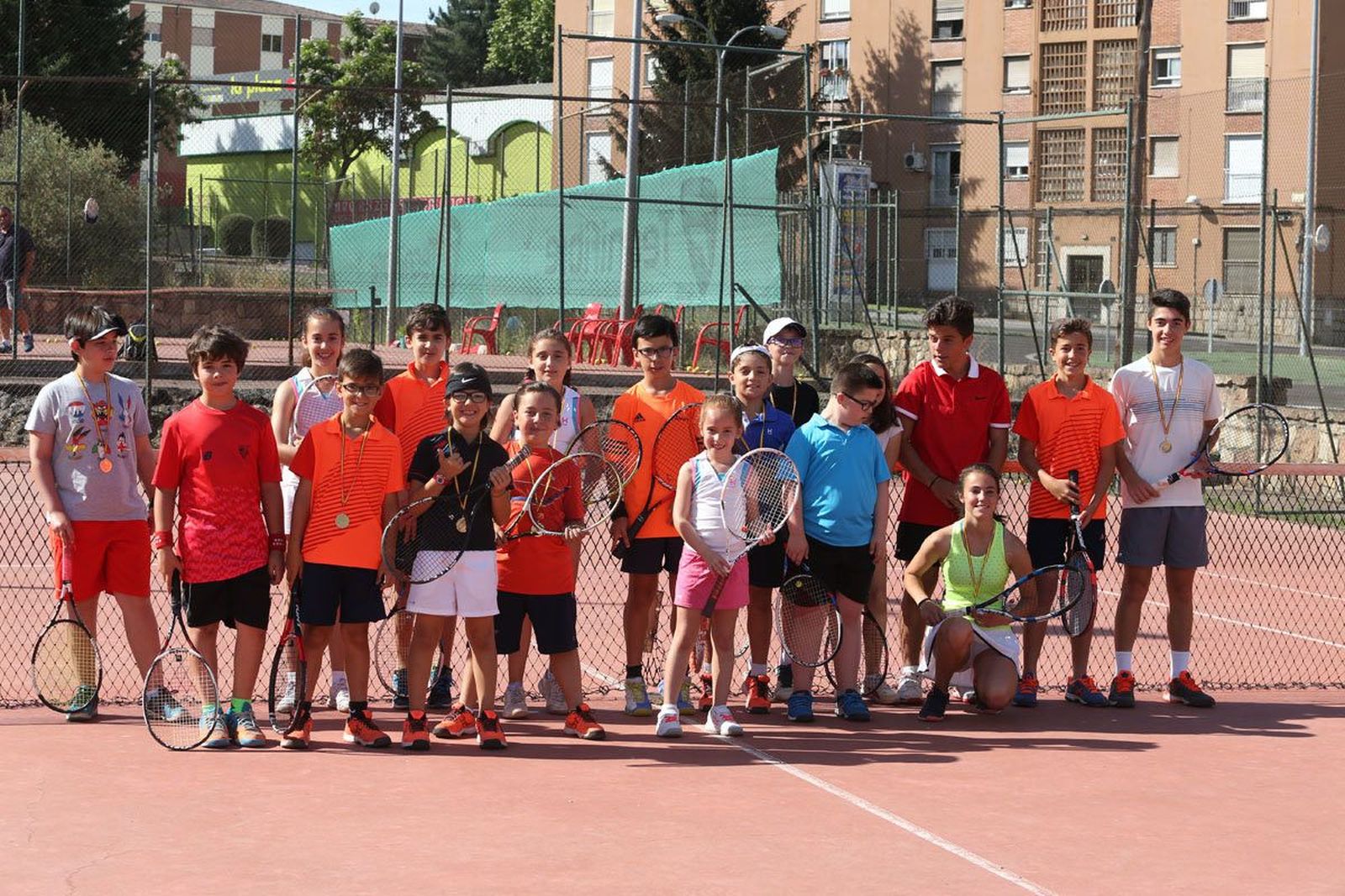 Las pistas del polideportivo Río Tormes albergan el Campeonato de Tenis