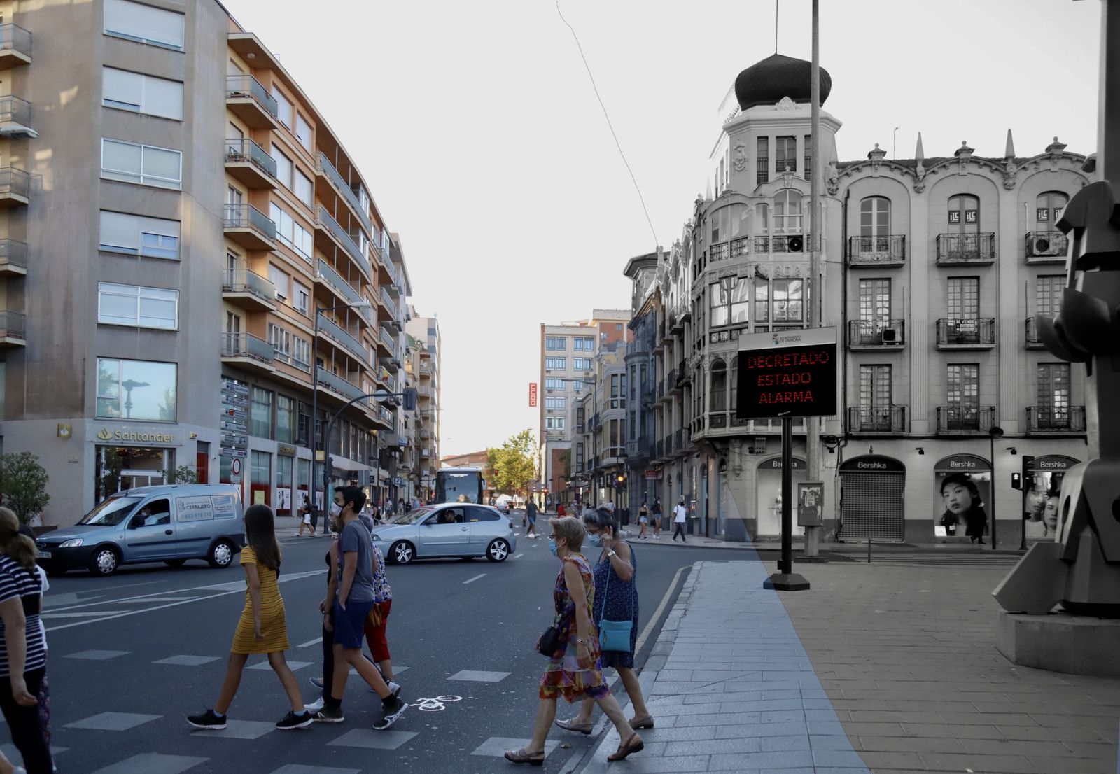 197801C8 C442 4E6D 8084 434898A9D38A