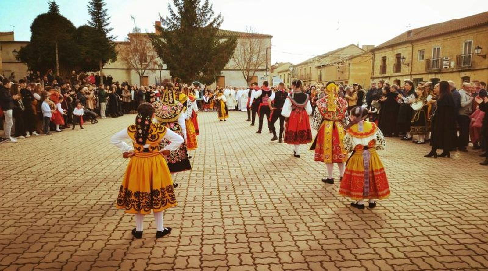 El baile del Niño en Venialbo