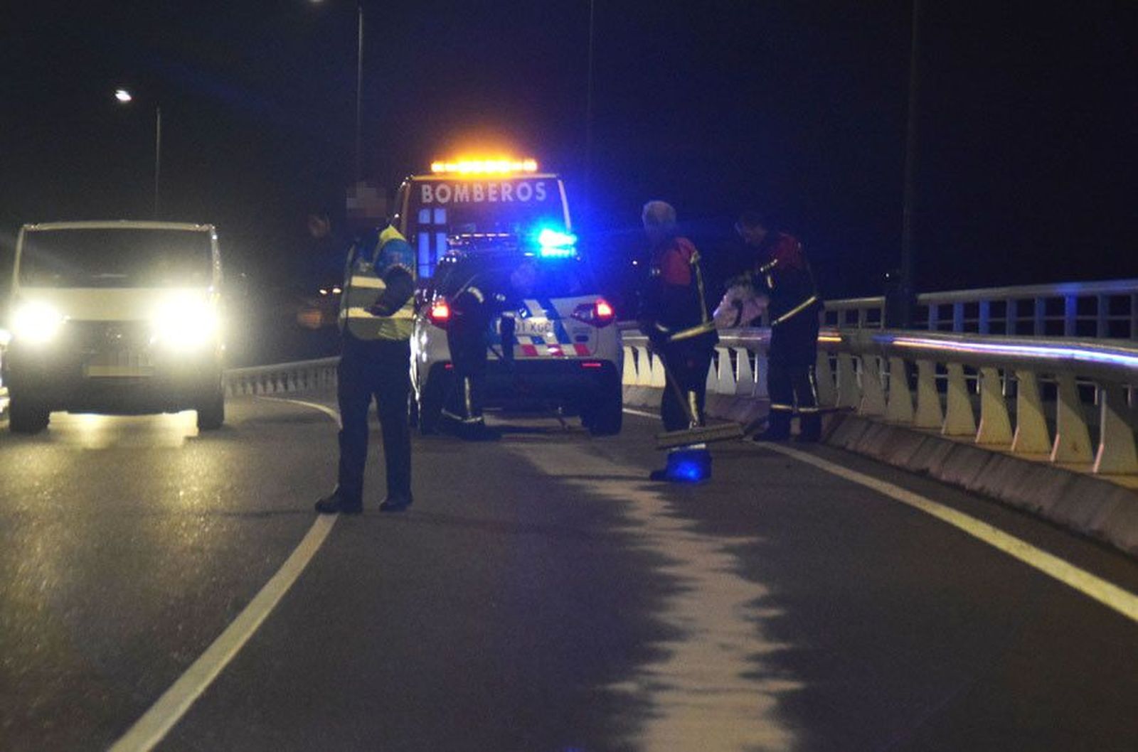 Puente poetas bomberos