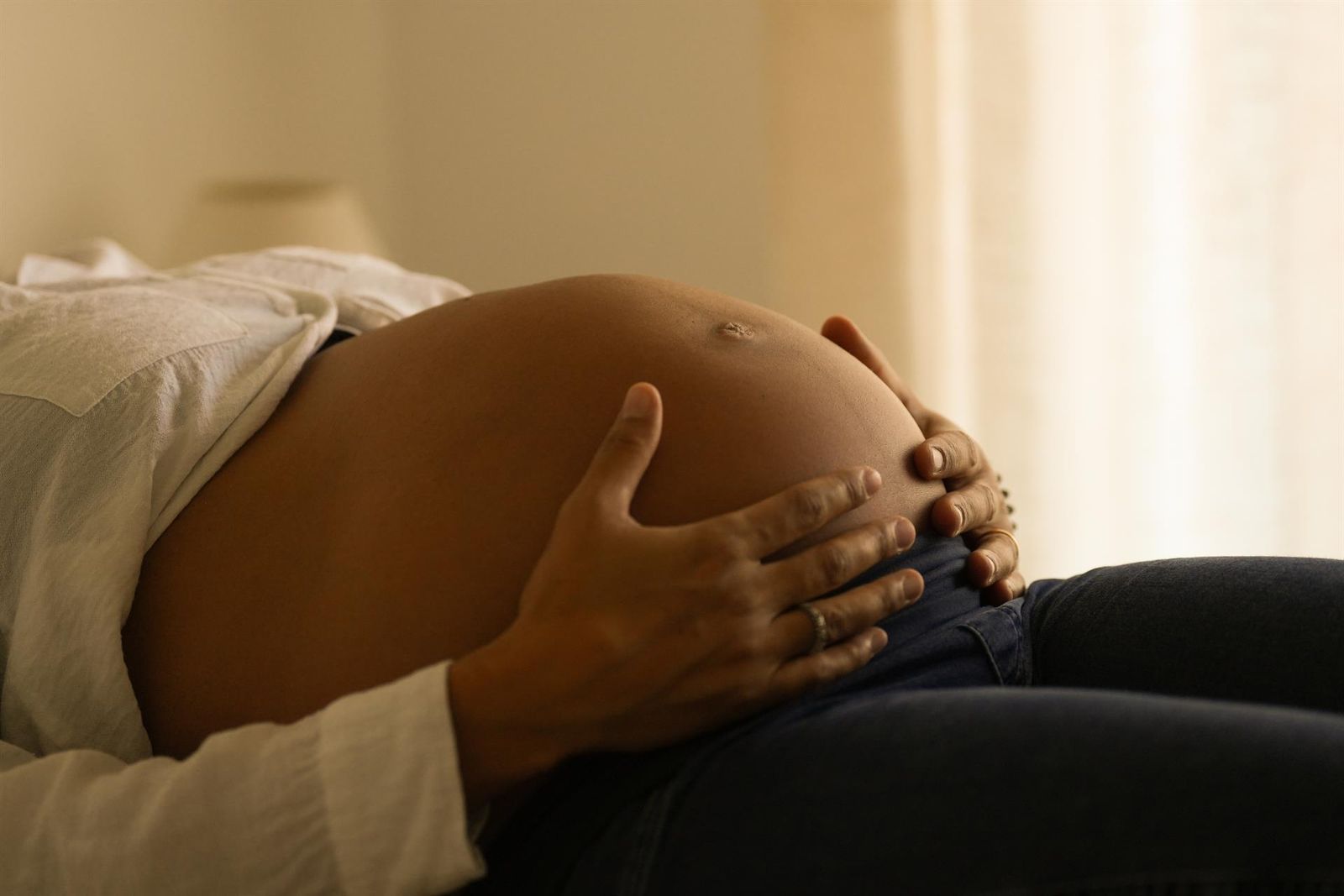 Imagen de recurso de una mujer embarazada