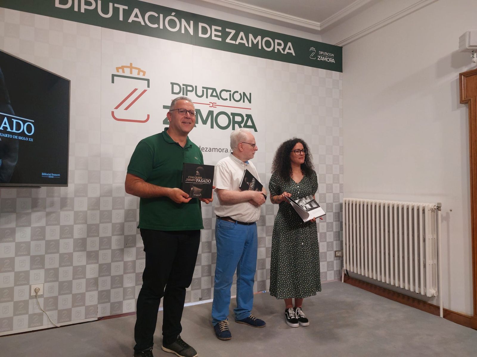 Presentación "Cualquier tiempo pasado"