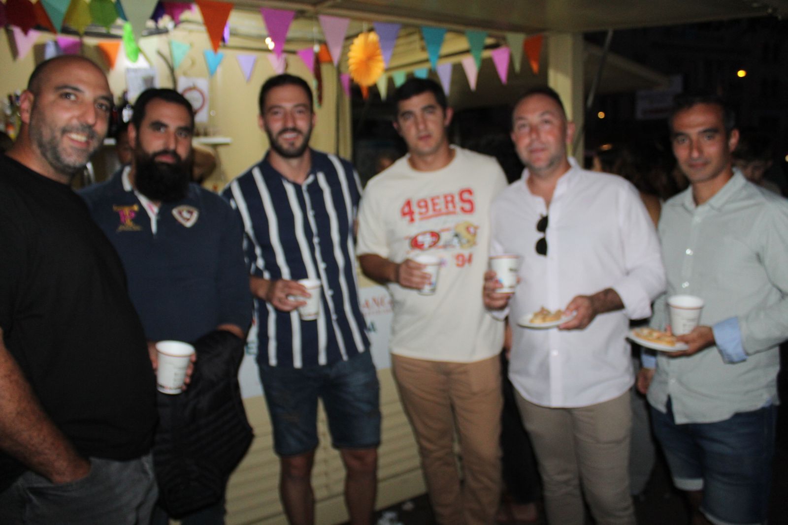 La Feria de Día se llena en la tarde-noche de este viernes, punto de partida del fin de semana