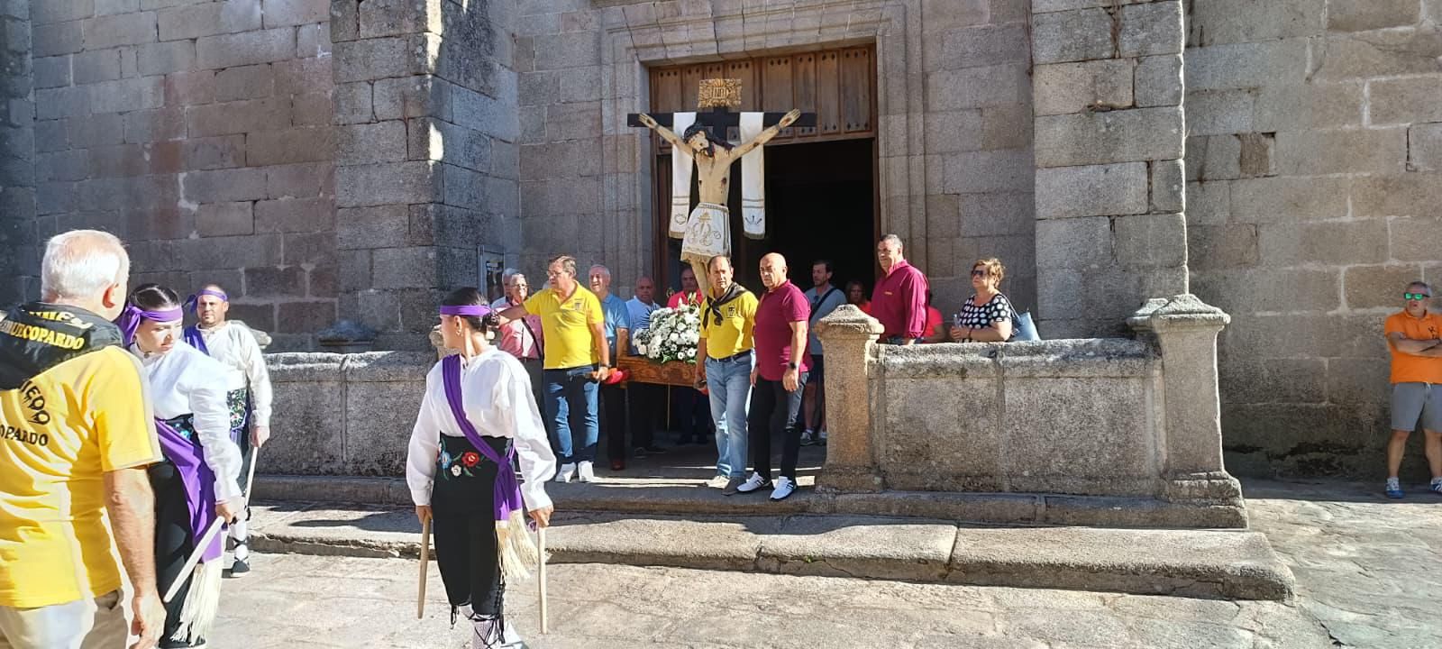 Bajada del Cristo a la ermita Barruecopardo (30).jpeg