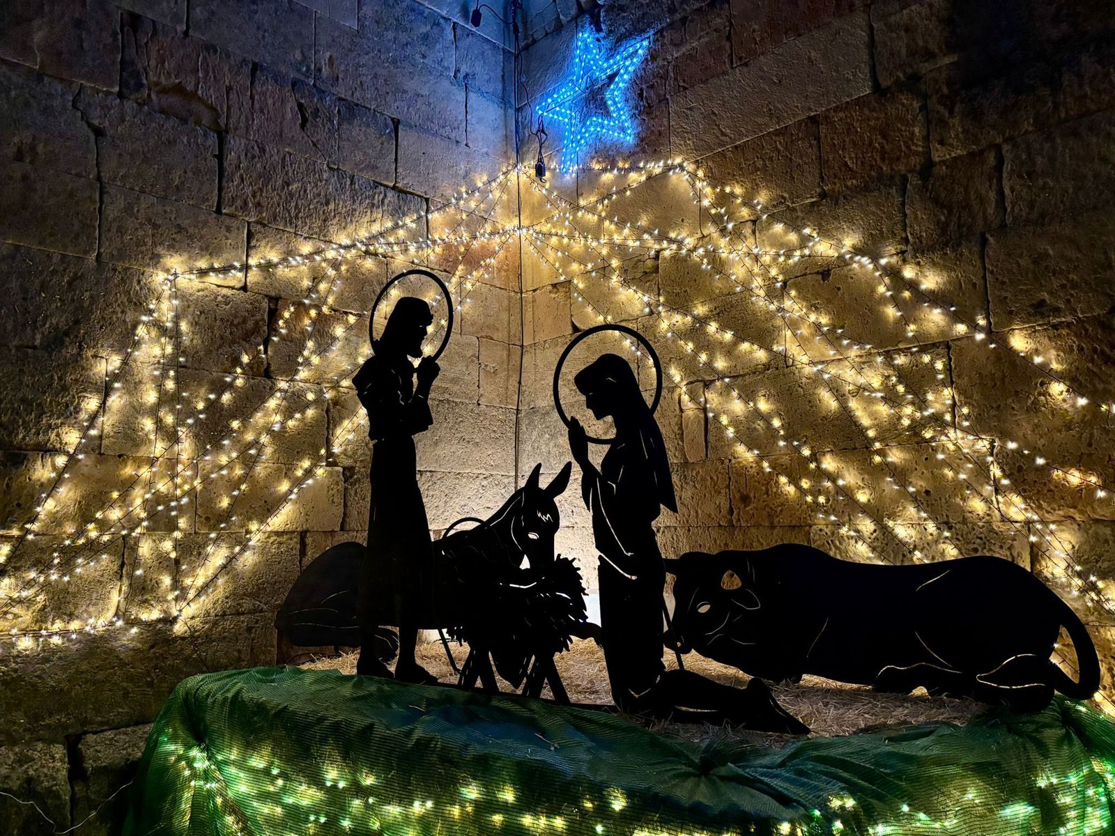 La Vellés brilla por Navidad