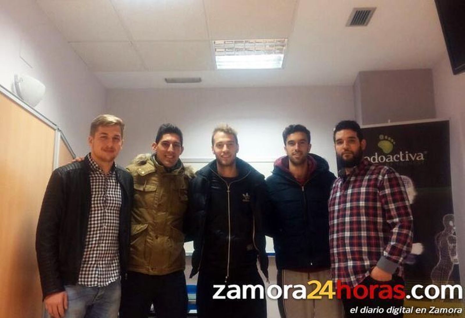 La plantilla del Zamora y Zamarat, en la apertura del nuevo centro de FisioReadapt