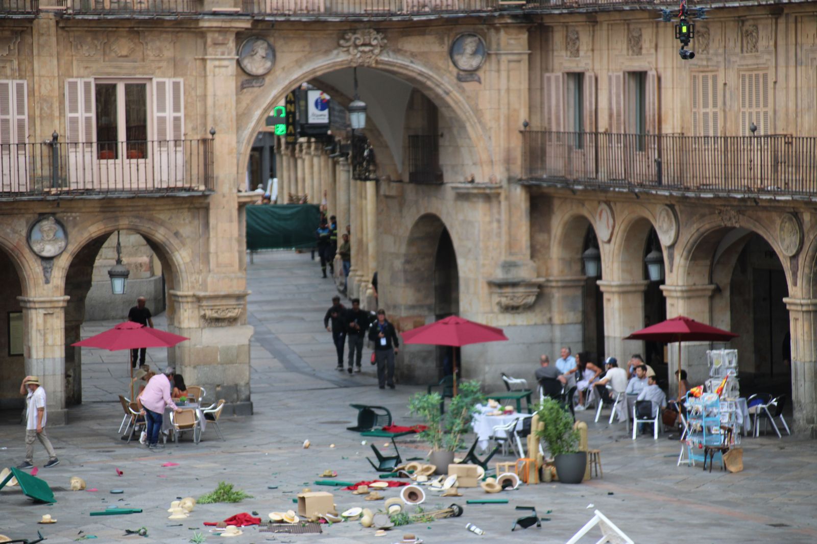 grabacion-de-una-persecucion-en-la-plaza-mayor-de-salamanca-dentro-de-una-produccion-de-bollywood-17