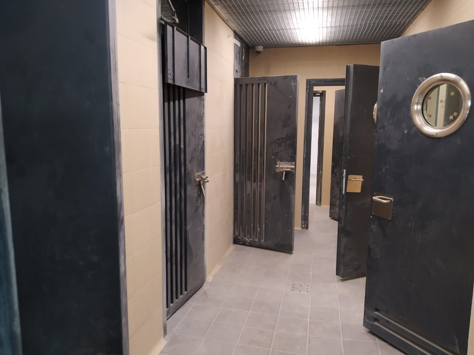 virginia-barcones-visita-las-obras-del-cuartel-de-la-guardia-civil-en-santa-marta-de-tormes-6