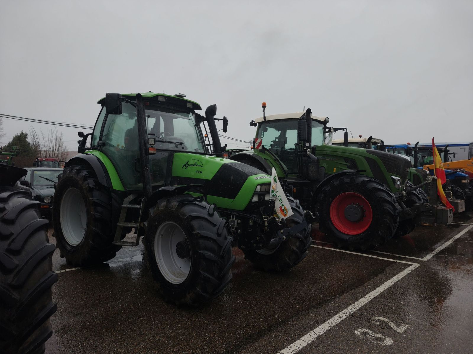 En imágenes la marcha con tractores y vehículos de campo en Salamanca en protesta contra Mercosur