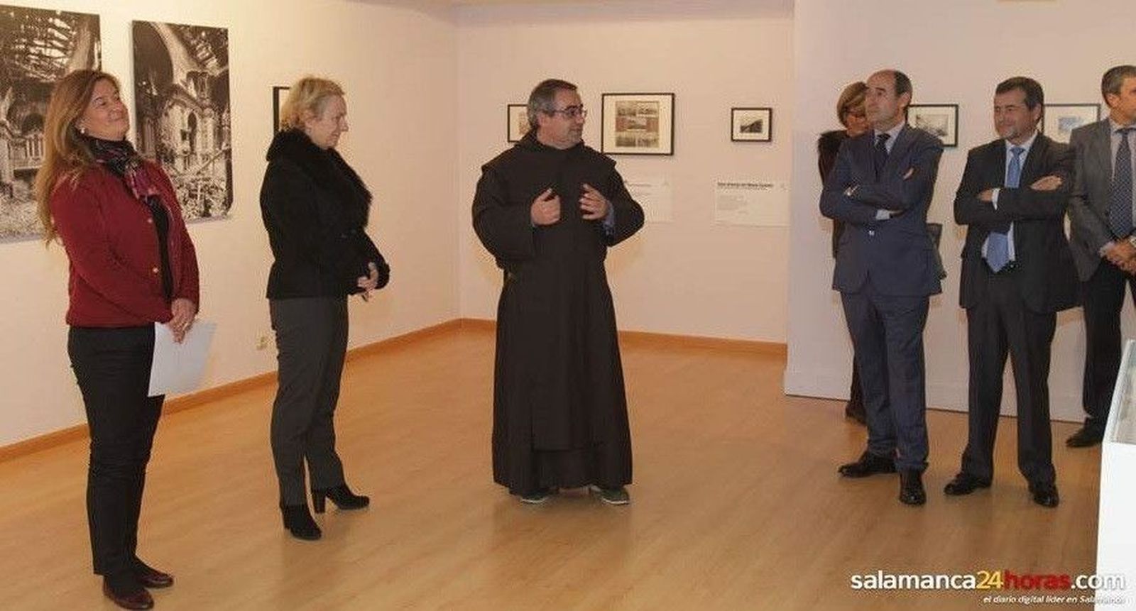 Llega a Salamanca la exposición fotográfica sobre la historia del Carmen Descalzo