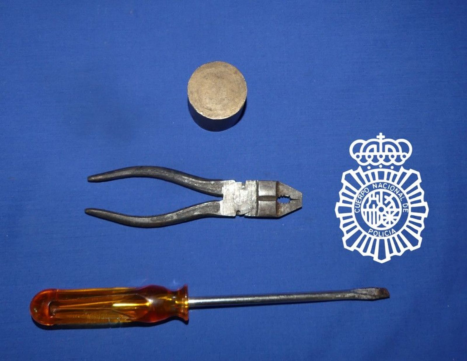 ROBO INTIMIDACION TAXISTA. PRENSA