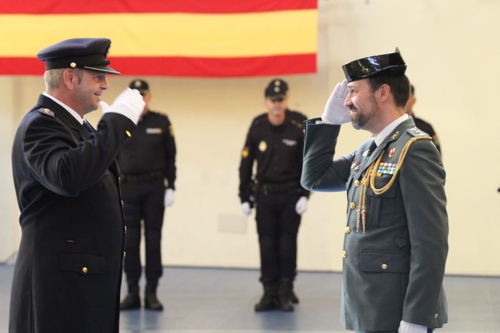 la-policia-nacional-de-salamanca-los-angeles-custodios-32