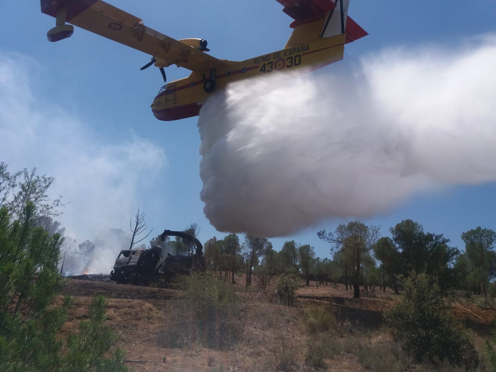 163E4571 786F 4F46 8405 7EB7076473BD