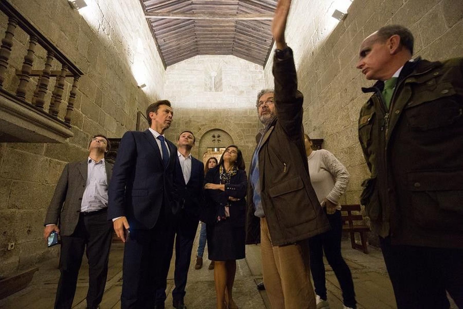 CastresanayPonteenelinteriordelaiglesiadeSerzedeloGuimaraesCopy