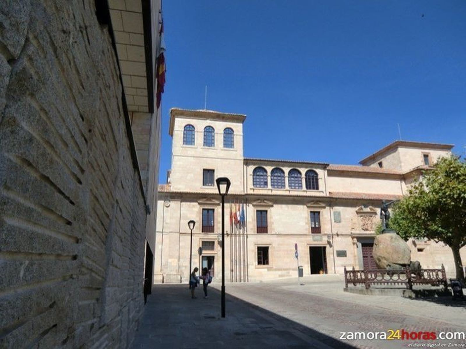 La periodista Lucía Méndez, elegida como mejor embajadora en los Premios Tierras de Zamora