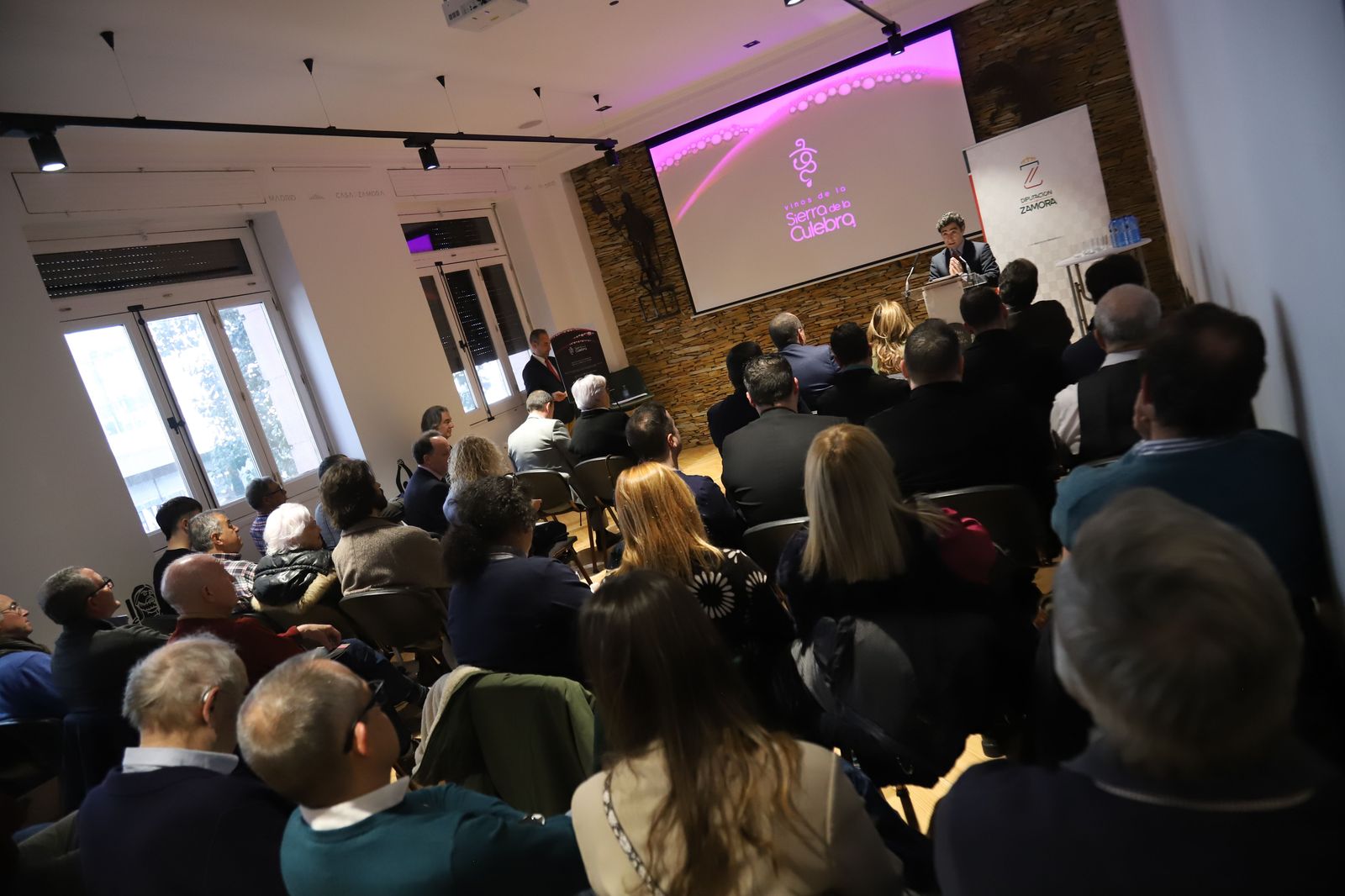 presentacion-de-los-vinos-de-la-sierra-de-la-culebra-26