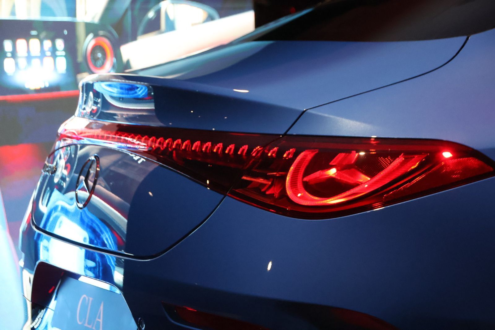 Presentación del nuevo Mercedes CLA 100% eléctrico en Adarsa Salamanca