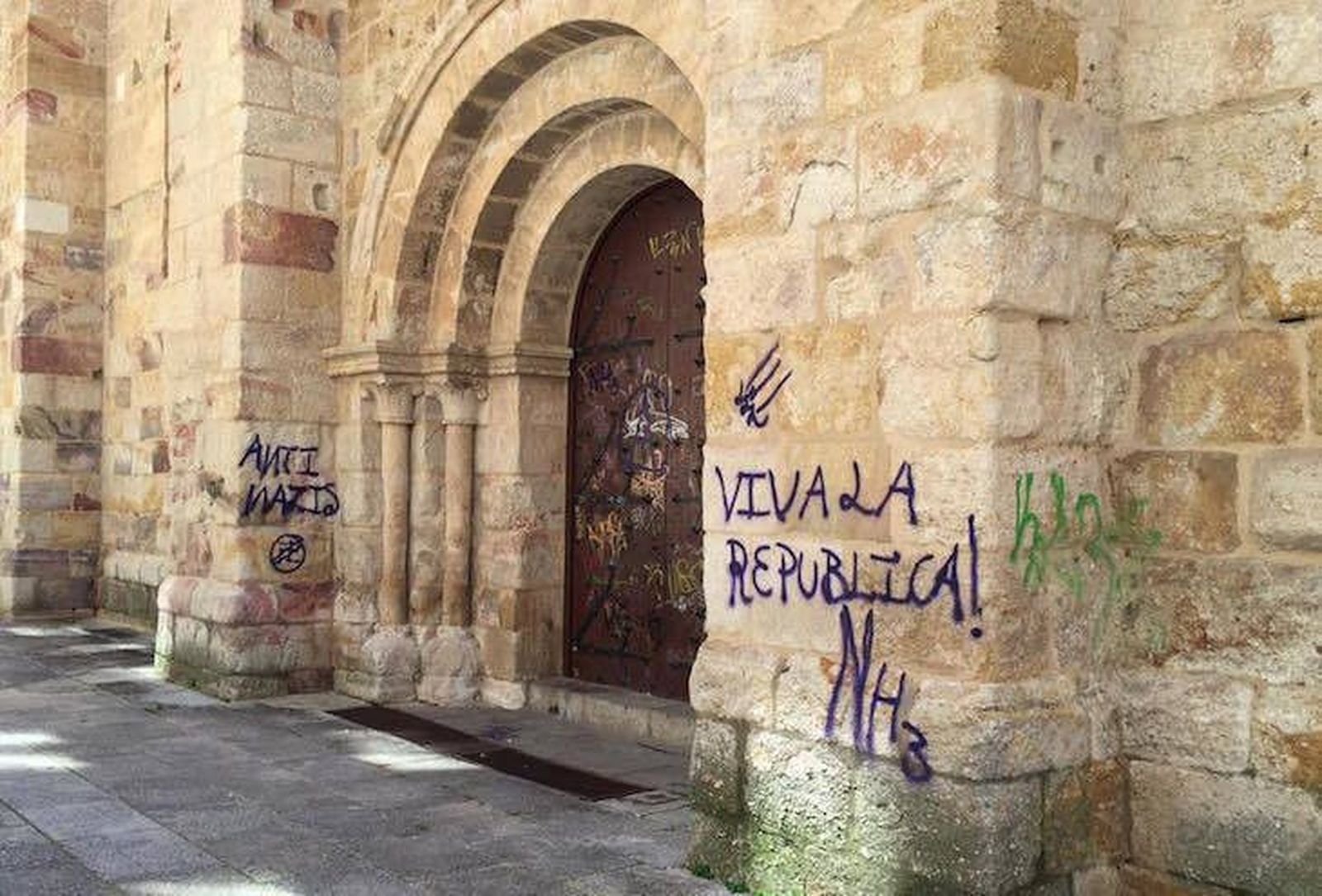 La Comisión de Patrimonio estudia el problema de las pintadas en iglesias de Zamora
