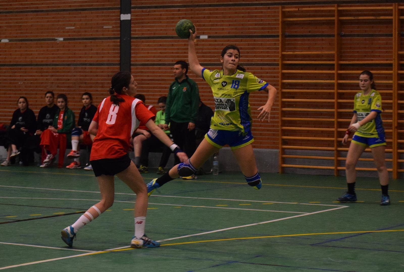 El Raza Sayaguesa cede ante el Cleba León (21-27)