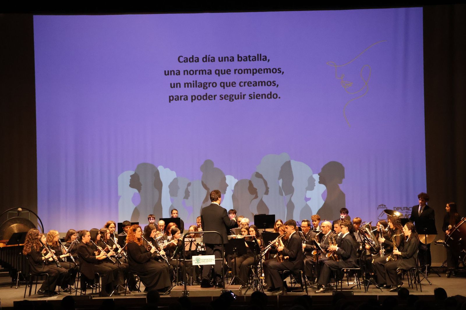 Concierto contra la Violencia de Género en el Ramos Carrión (19).JPG