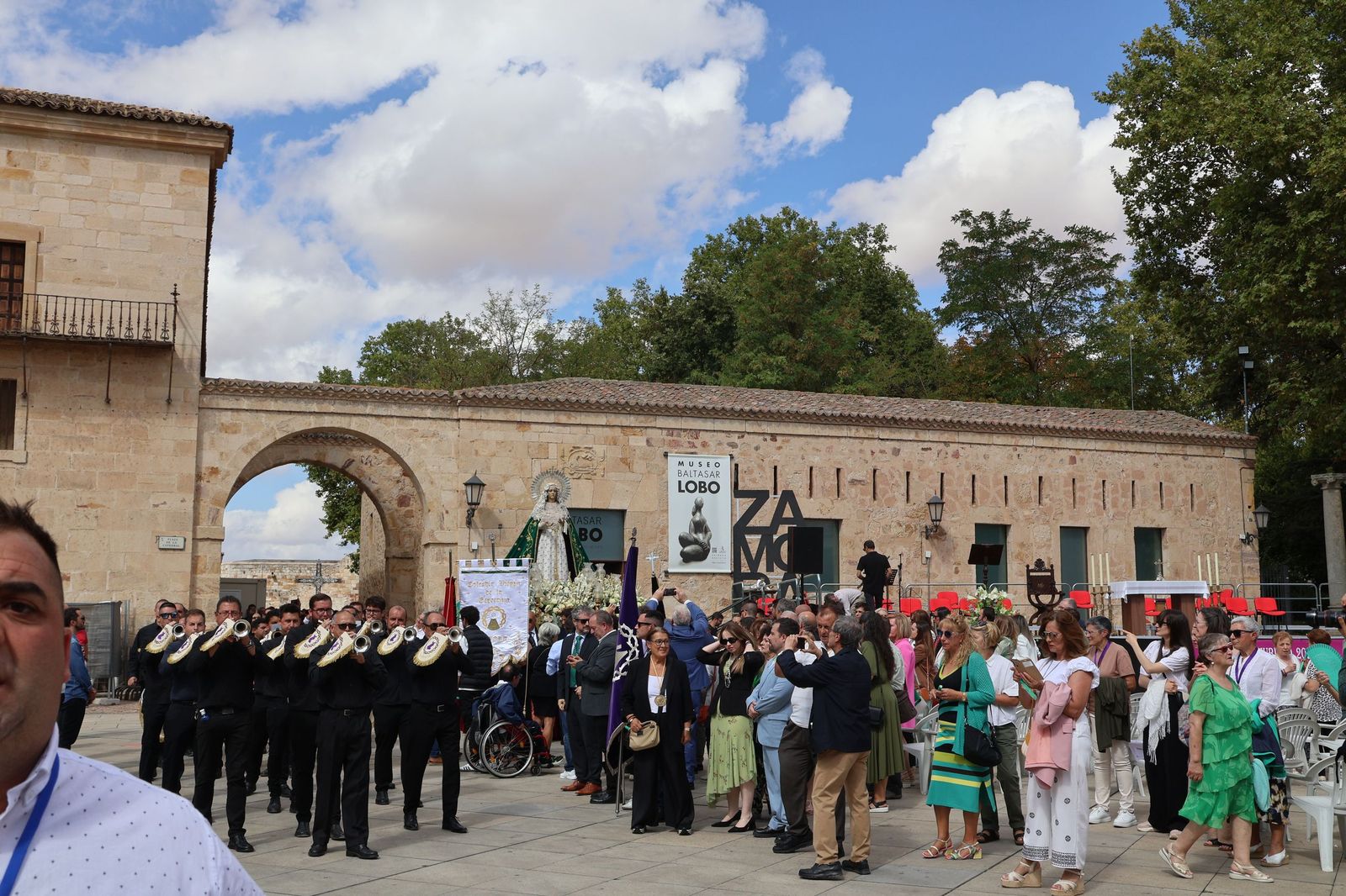 Procesión extraordinaria de la Virgen de La Esperanza