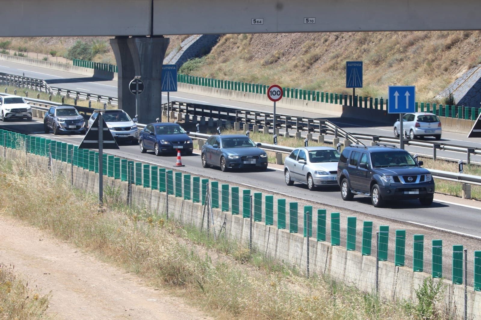 Obras en la A66 a la llegada de la rotonda de Buenos Aires (5)
